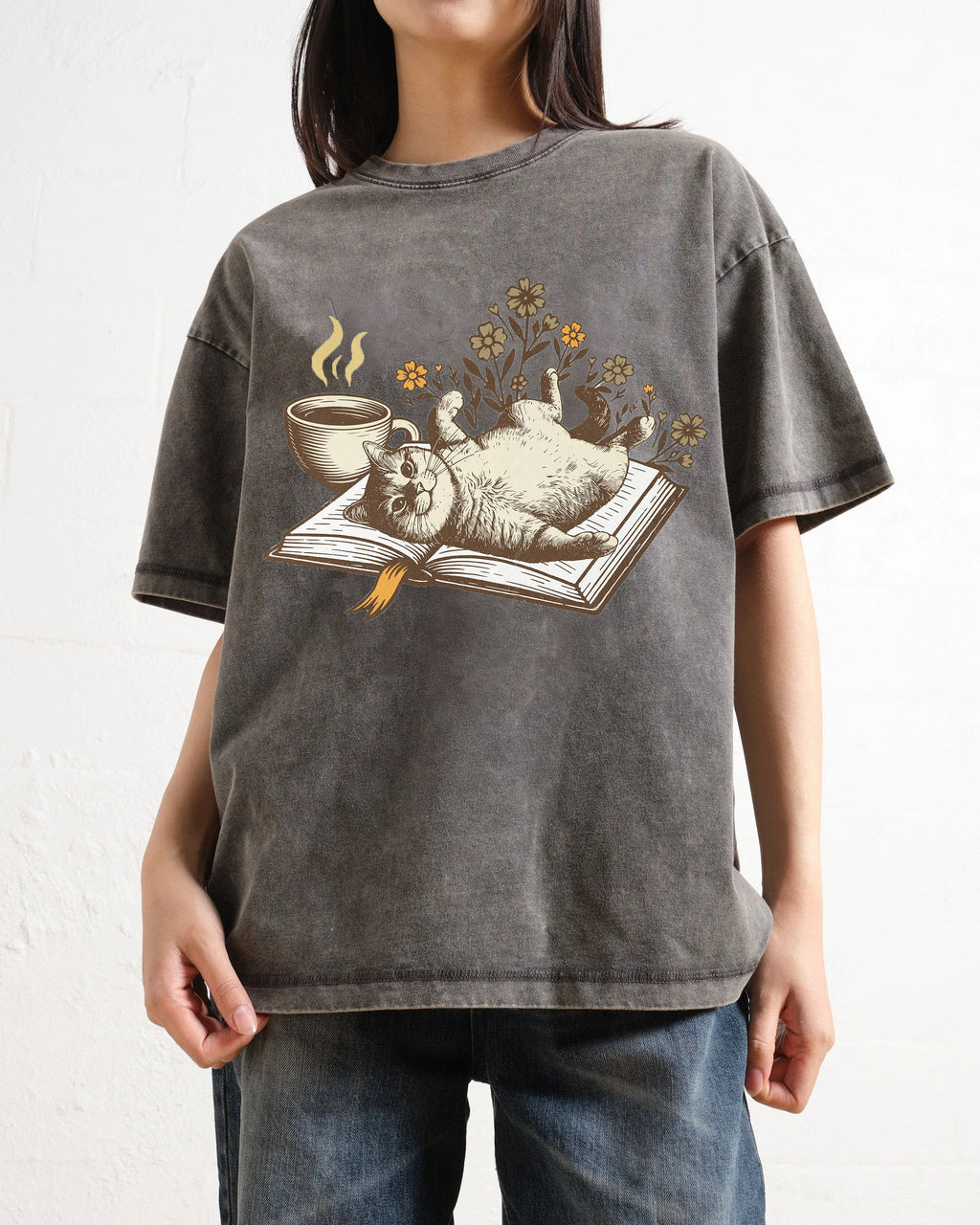 Cozy Book Cat Washed T-Shirt