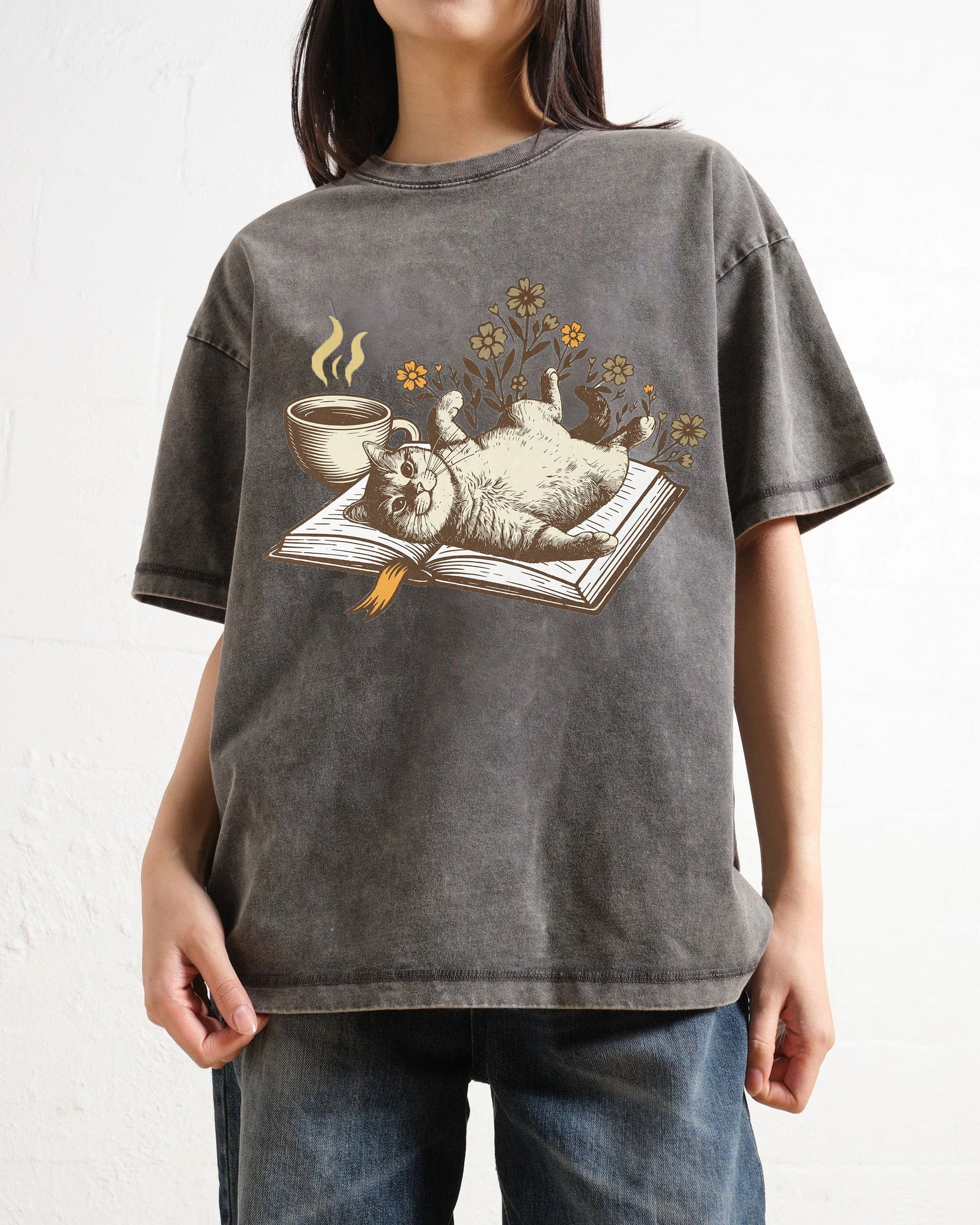 Cozy Book Cat Washed T-Shirt