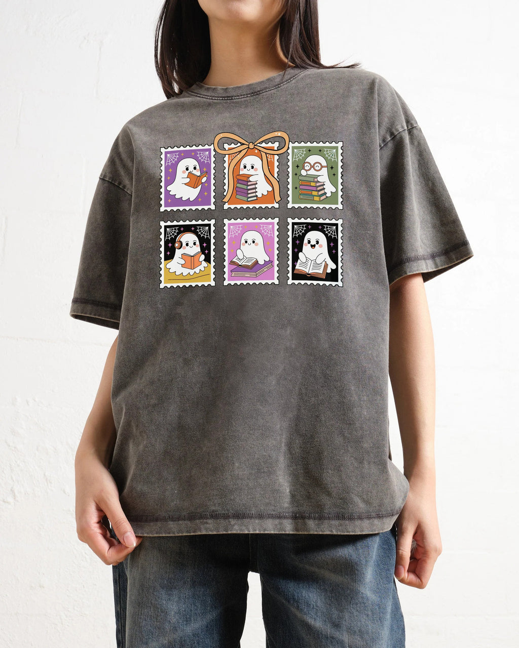 Reading Ghost Halloween Washed T-Shirt