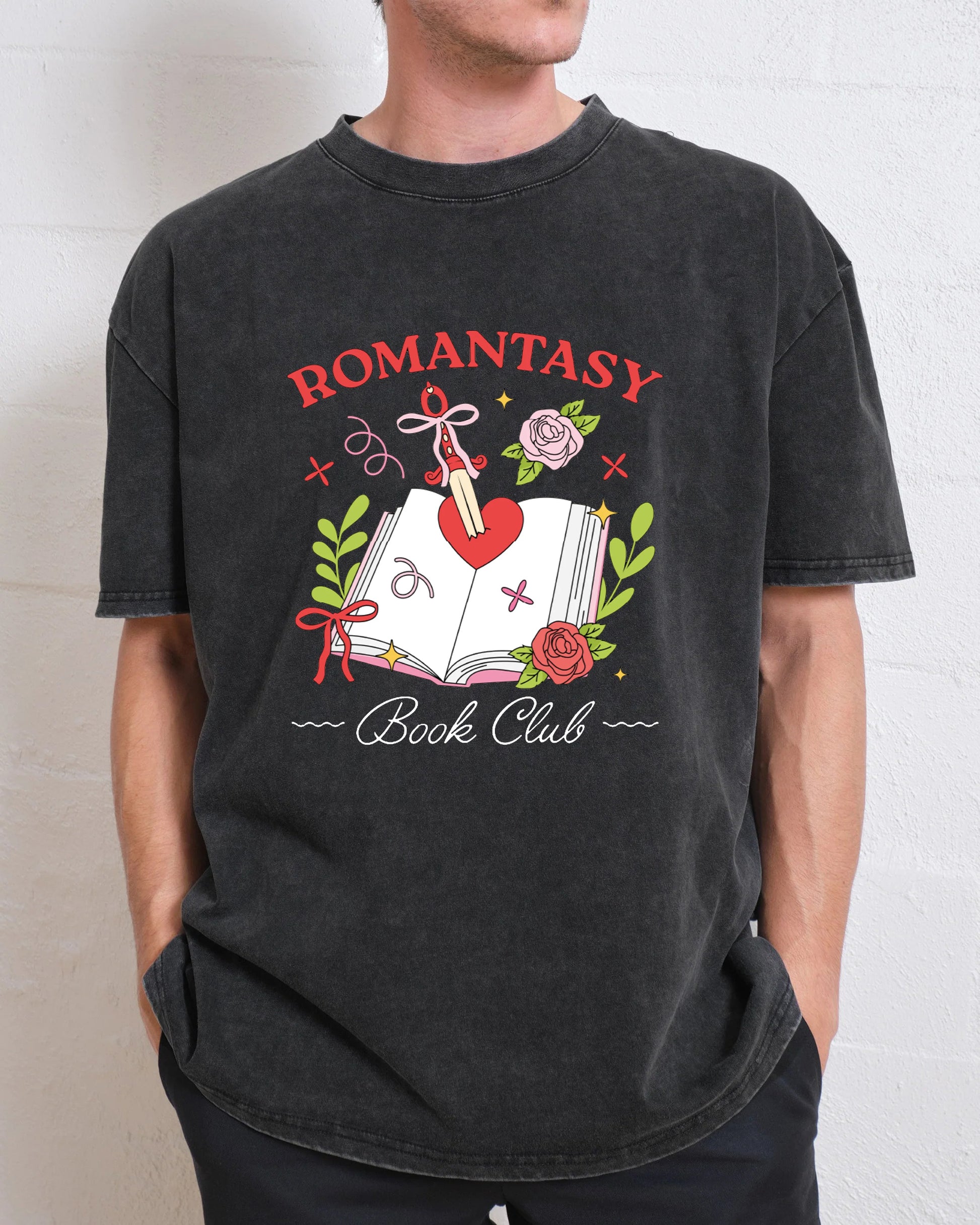 Romantasy Book Club Washed T-Shirt