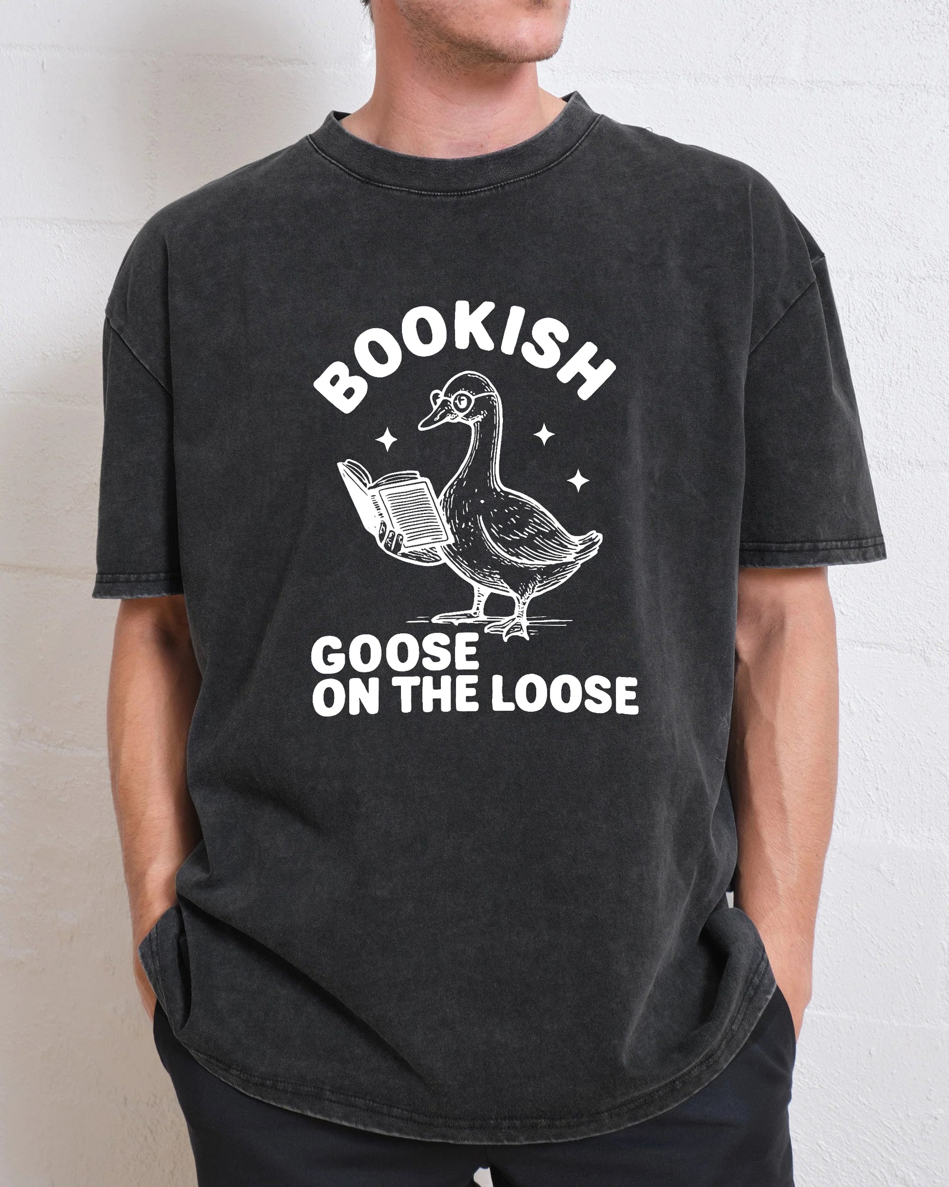Bookish Goose On The Loose Washed T-Shirt