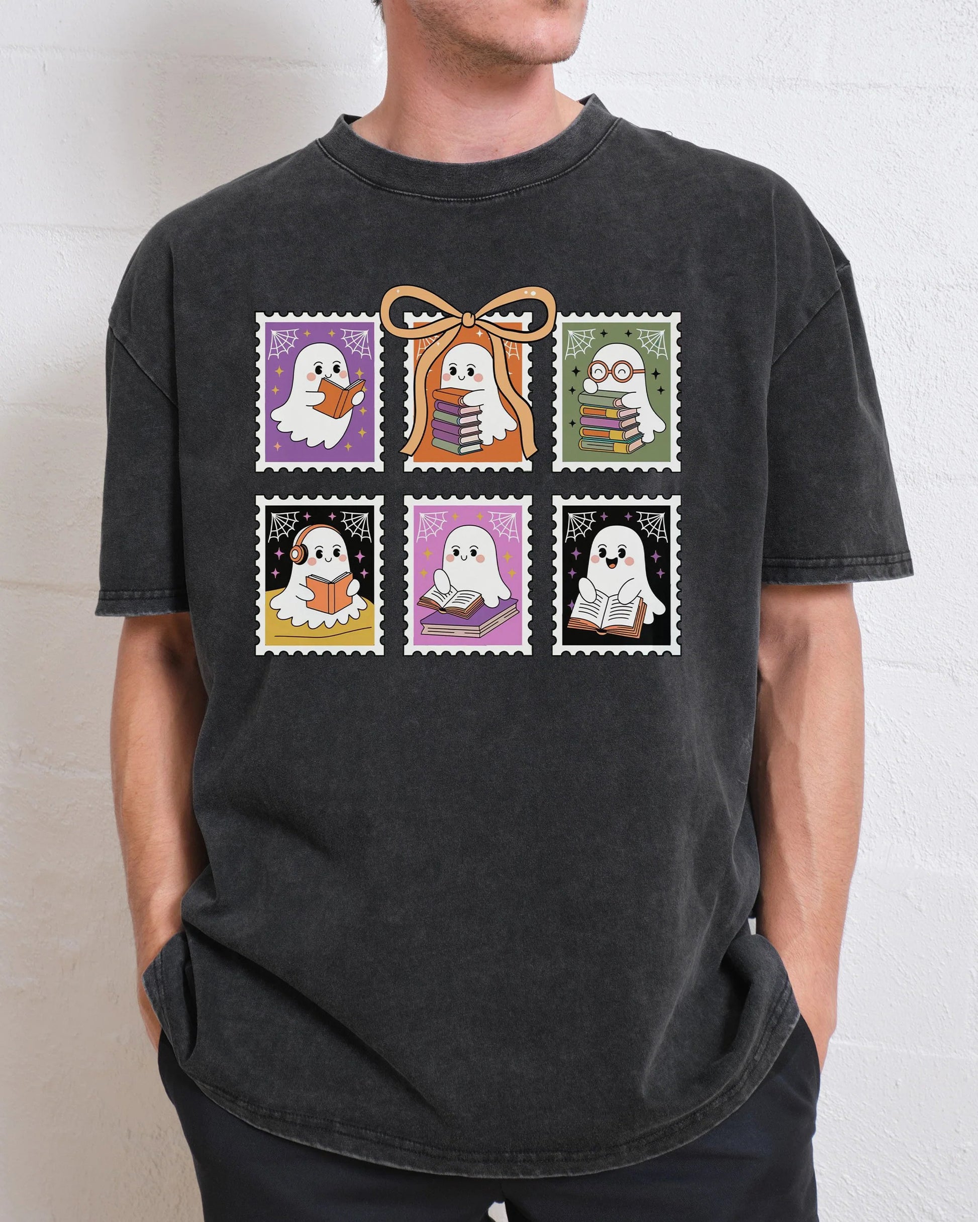 Reading Ghost Halloween Washed T-Shirt