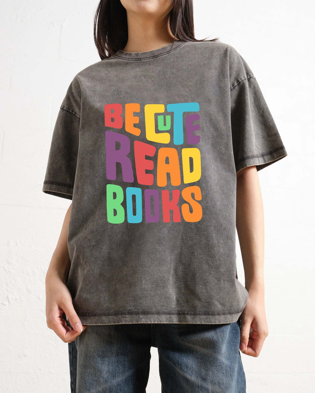 Be cute read books T-shirt