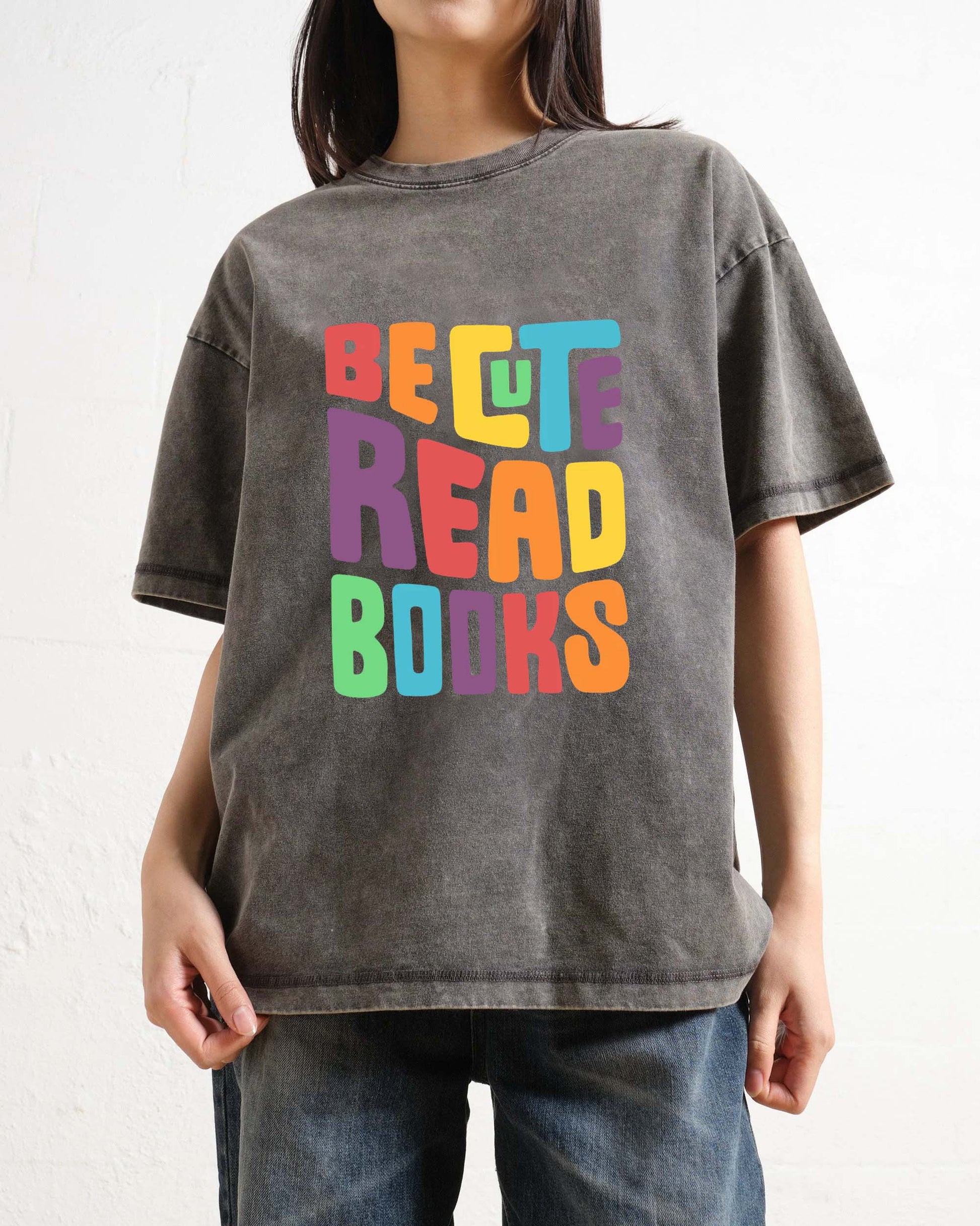 Be cute read books T-shirt