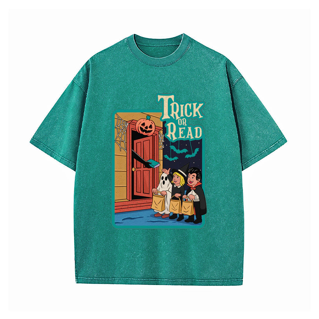 Trick or Read Swea T-Shirt