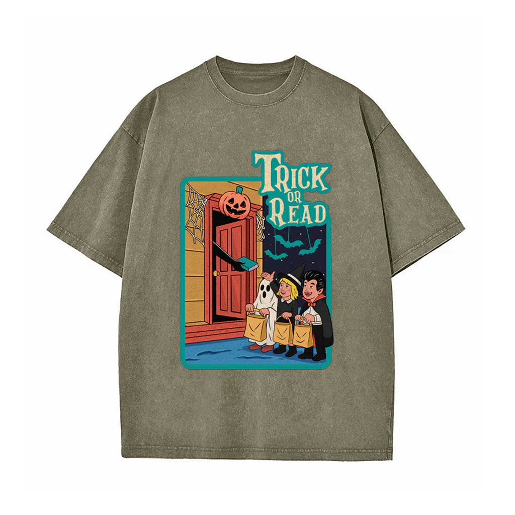 Trick or Read Swea T-Shirt